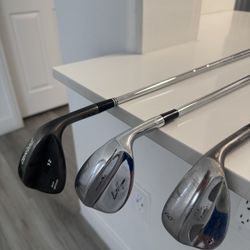Golf Wedges Set (Ben Hogan-Cleveland-Taylormade)