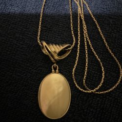 24” Vintage Sterling Silver Necklace And Mother Pearl Pendant 