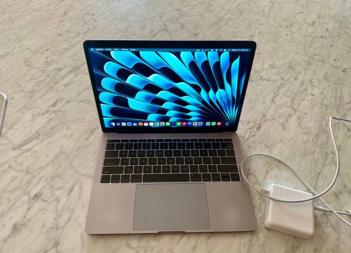 MacBook Pro 2017 16gb