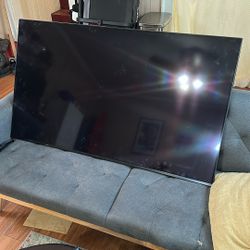 55” LG Smart TV