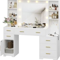 48” Make Up Vanity - New In Box