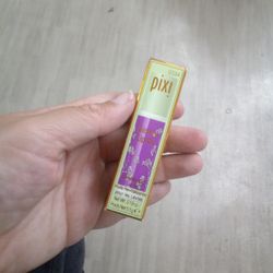 Pixie By Petra Glowy Lip Oil Dreamy