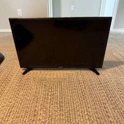Toshiba 2016 32” TV (No Remote)
