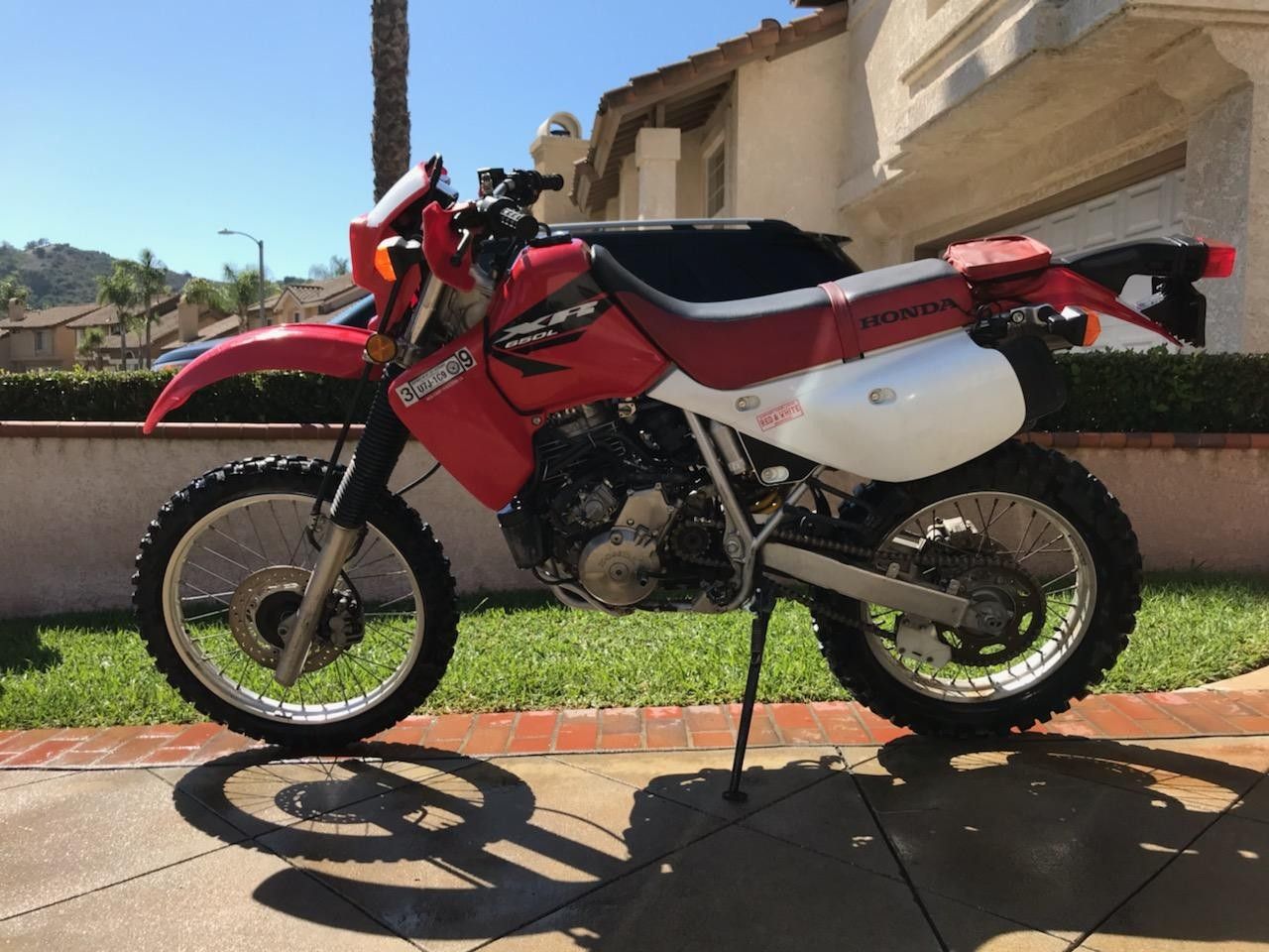 2015 XR 650L Honda enduro motorcycle CLEAN low mil