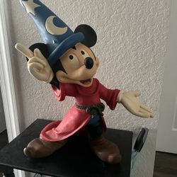 1999 Limited edition Fantasia Mickey Statue