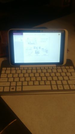 Acer tablet with compact keyboard