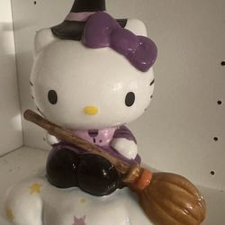 Hello Kitty Halloween Witch Ceramic