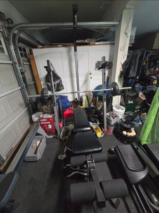 Home Gym Workout Bench Lap Pulldown Smith Machine Nautilus Olympic Bar