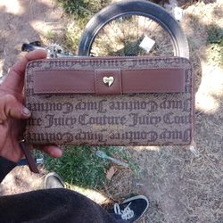 Juicy Couture 
