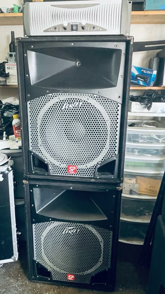 Peavey 15" And Amplifier 2000 Watts