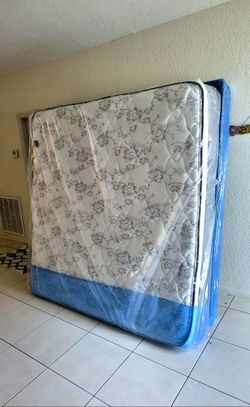 NEW KING PILLOW TOP MATTRESS AND BOX SPRING -- Also Available In All Sizes.