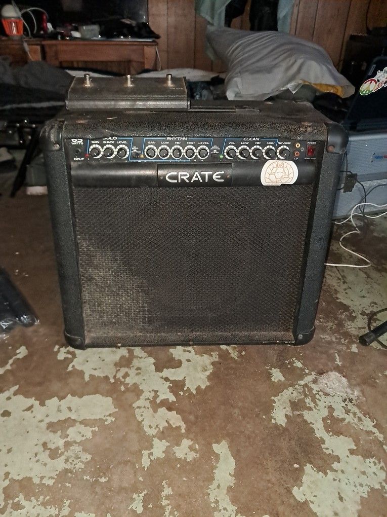 Guitar Amp With Foot Pedal