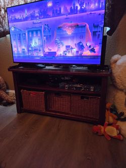 Tv stand