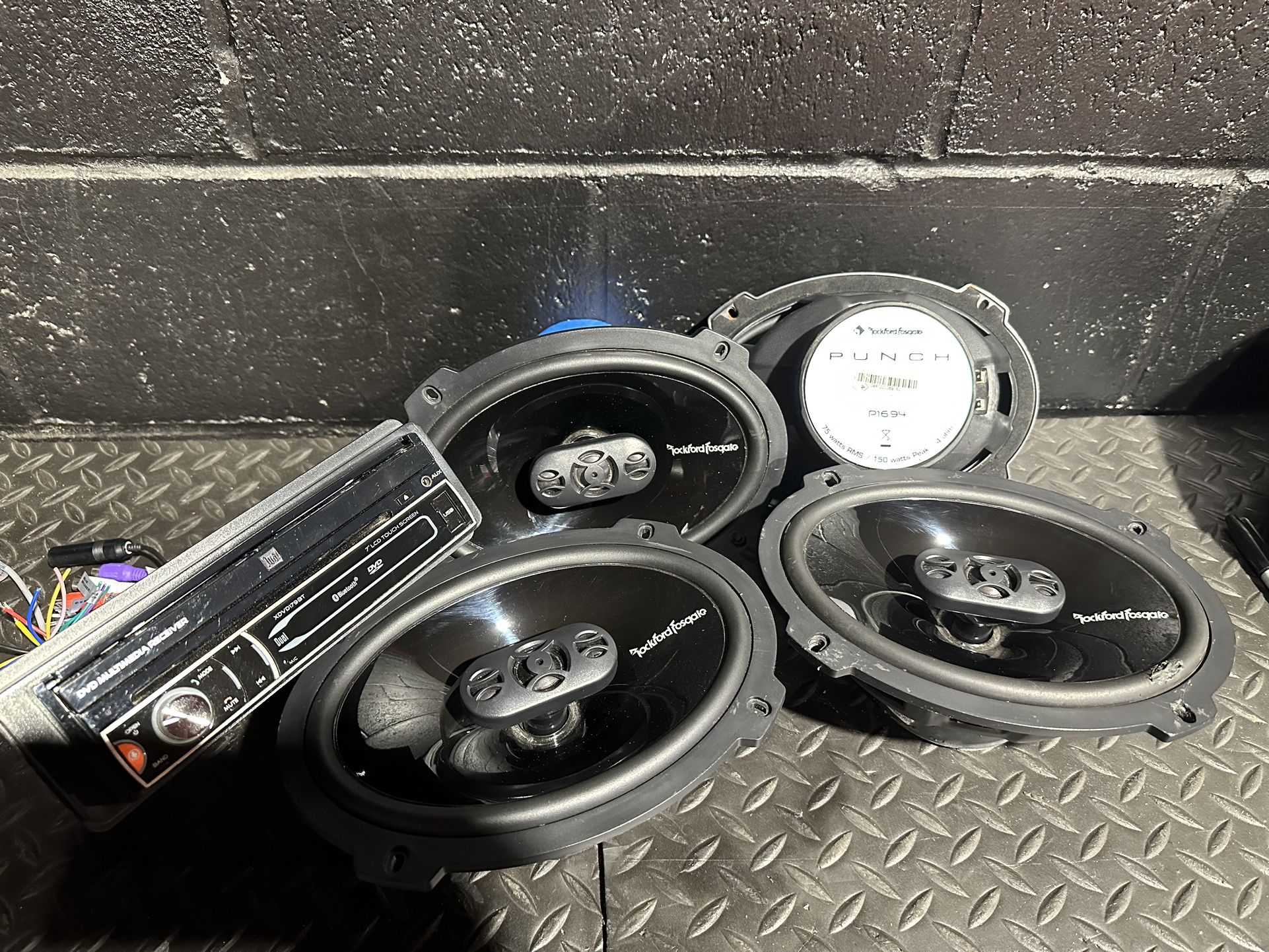 CD Player speakers