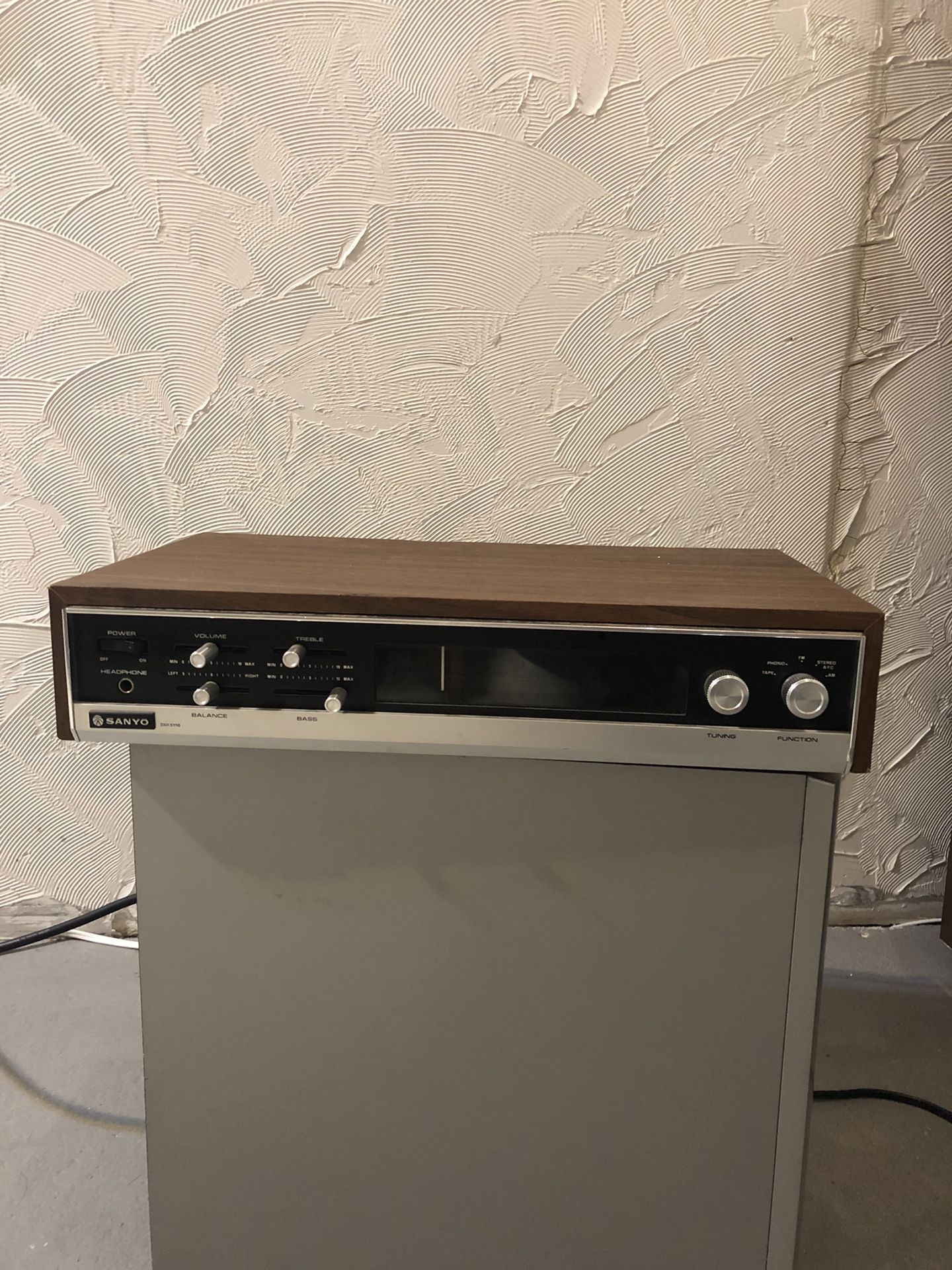 Sanyo vintage receiver