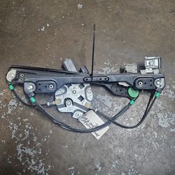 2005-2010 OEM CHRYSLER 300 LEFT FRONT WINDOW REGULATOR WITH MOTOR PN 0(contact info removed)AE