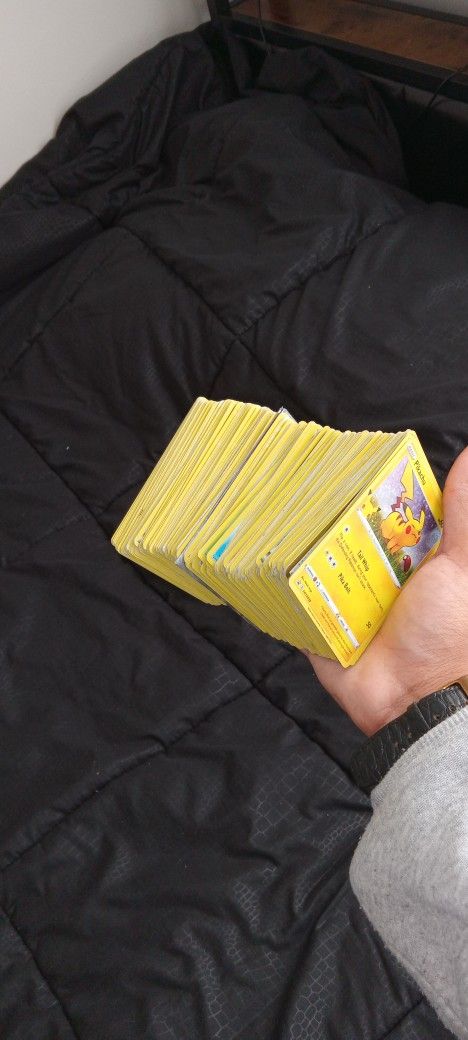 Pokémon Cards *400 CARDS