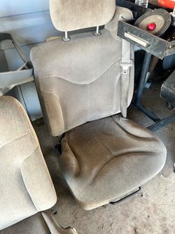 99-06 chevy seats