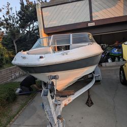 21 ft Maxum 2100 SR and Trailer included