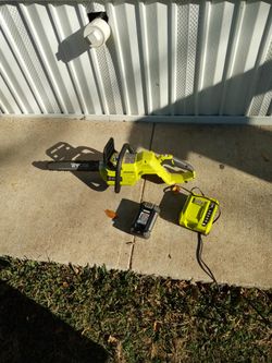 Ryobi Chainsaw 14"