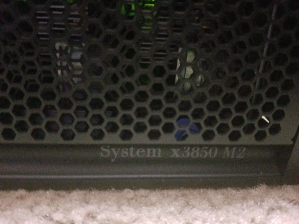 IBM System x3850 M2 2008 Server