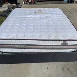 Serta I Series Queen Mattress and adjustable bed frame FREE