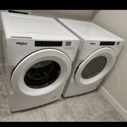 Barely Used 2023 Whirpool Washer And Dryer 