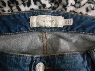 Torrid Womens Plus Size 22 Distressed Jean Shorts