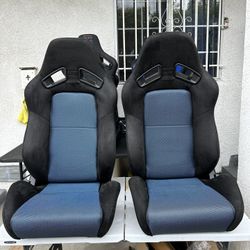 Universal Racing Seats