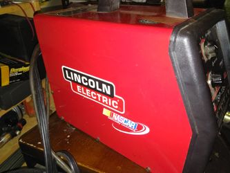 Lincon eléctrico. solo.135t