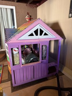 Outdoor play house