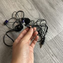 Earbuds & Microphone