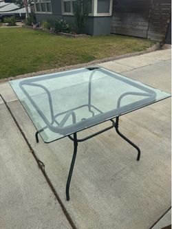 Table chair storage chest