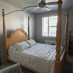 Beautiful Solid Wood Canopy Bed Frame – Queen – $250