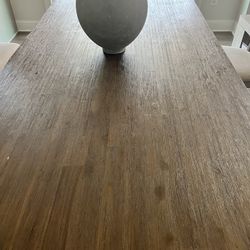 Dinning Table Without Chairs 