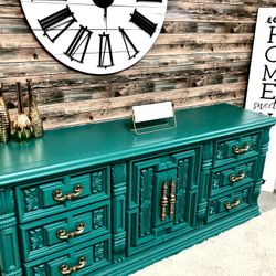 Beautiful Modern Style Buffet Or Dresser 