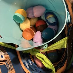 Easter Baskets And Eggs 