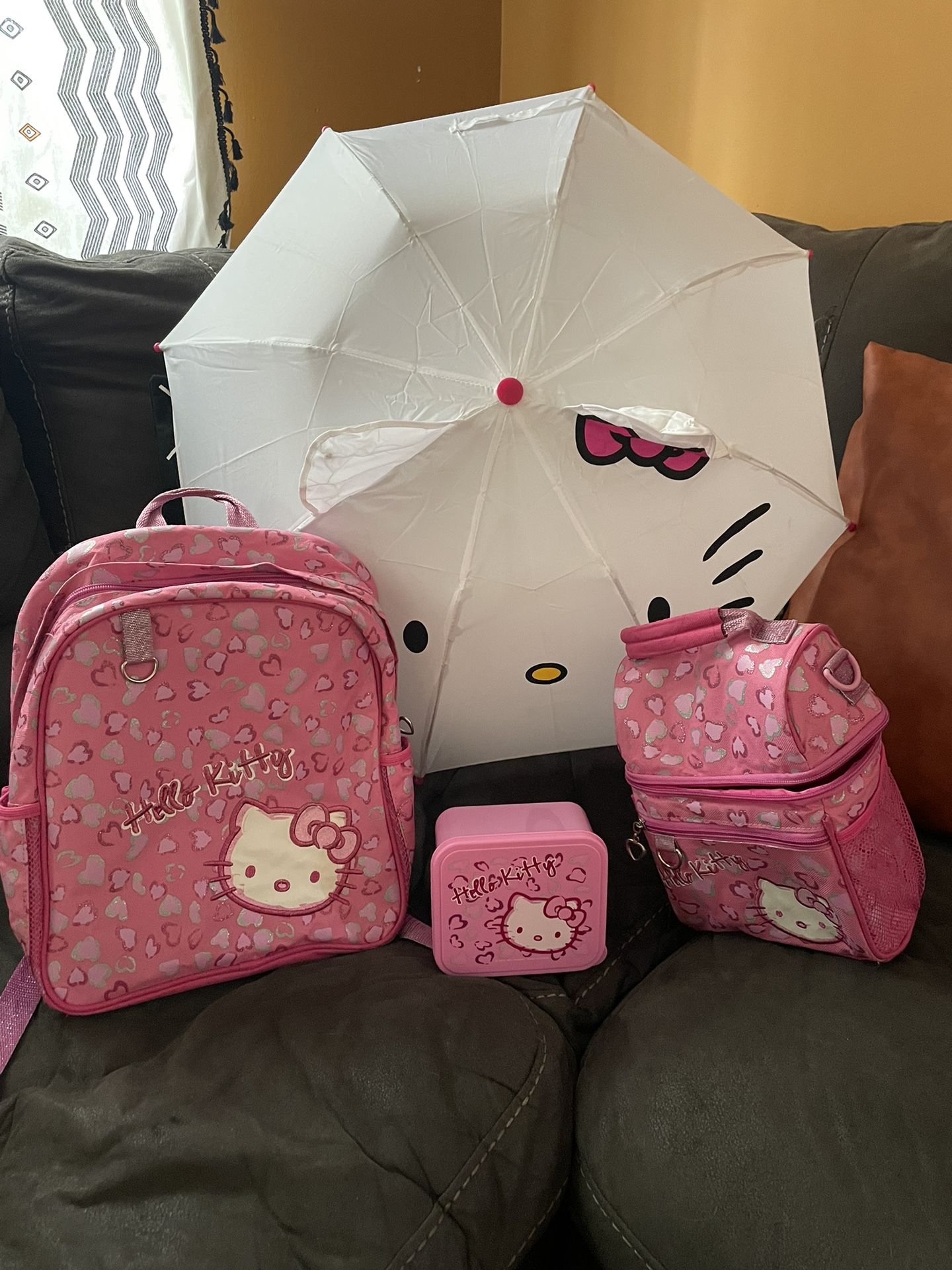 Hello kitty Backpack And Lunch Bag