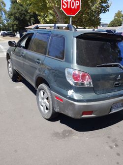 2003 Mitsubishi Outlander
