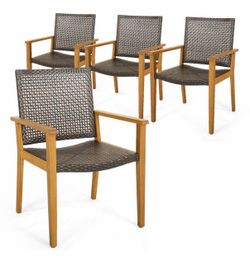 4 outdoor patio chairs NEW