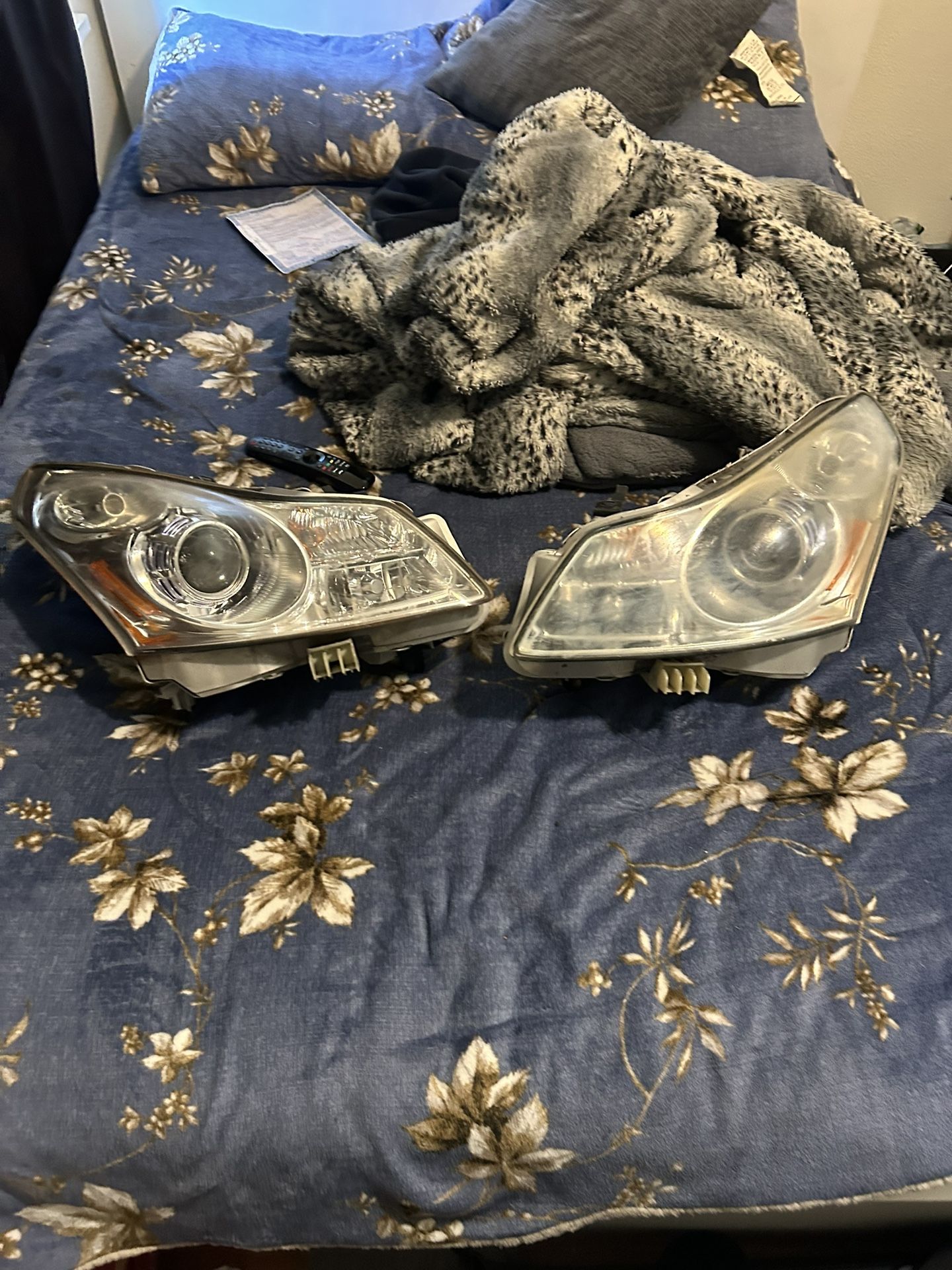 2009-2007 g37/g35 headlights 