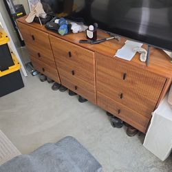 9 Drawer Dresser