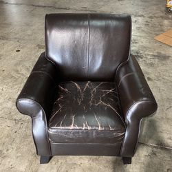 Brown chair 