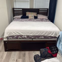 cama King con bases y colchones