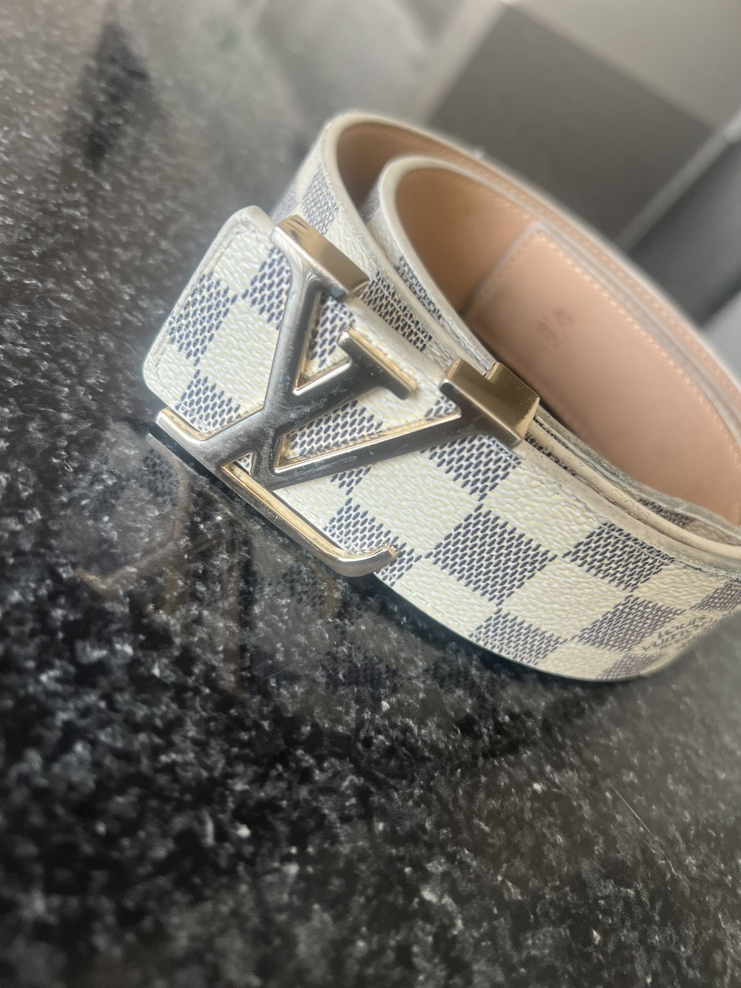 Men’s LV Belt