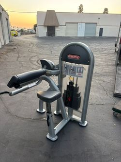 Star Trac Instinct Dual strength bicep/tricep