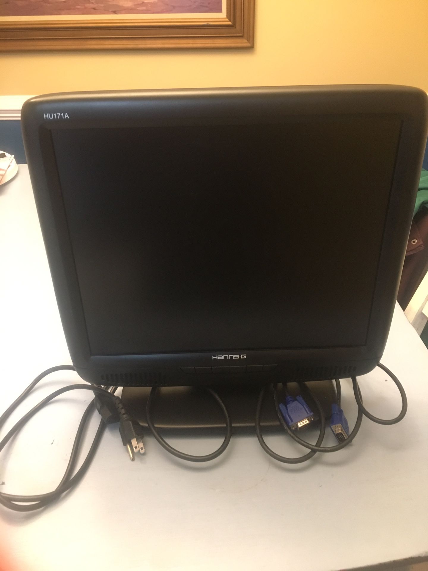 HANNS.G HU171 - LCD monitor - 17"