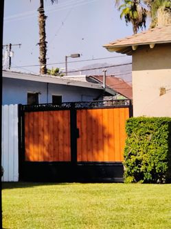 Double gate
