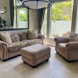 Bernhardt Chenille Sofa Set – Like New