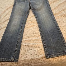 Levi Strauss Mid Rise Skinny Jeans